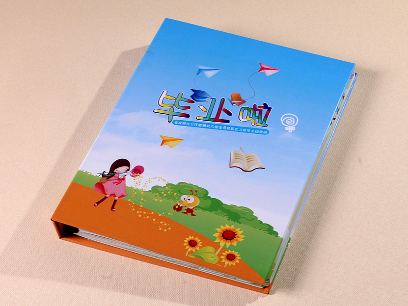 幼兒園成長紀(jì)念冊(cè)印刷的好處